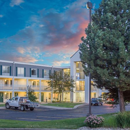 Super 8 By Wyndham Madison East Hotel Exterior foto